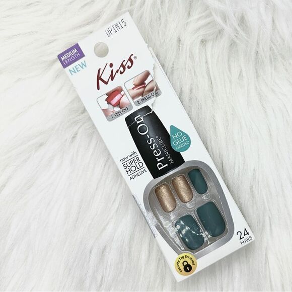 Kiss Press-On Nails Bundle Set, Masterpiece, imPress, and Press-on Styles, NIB - Picture 2 of 4